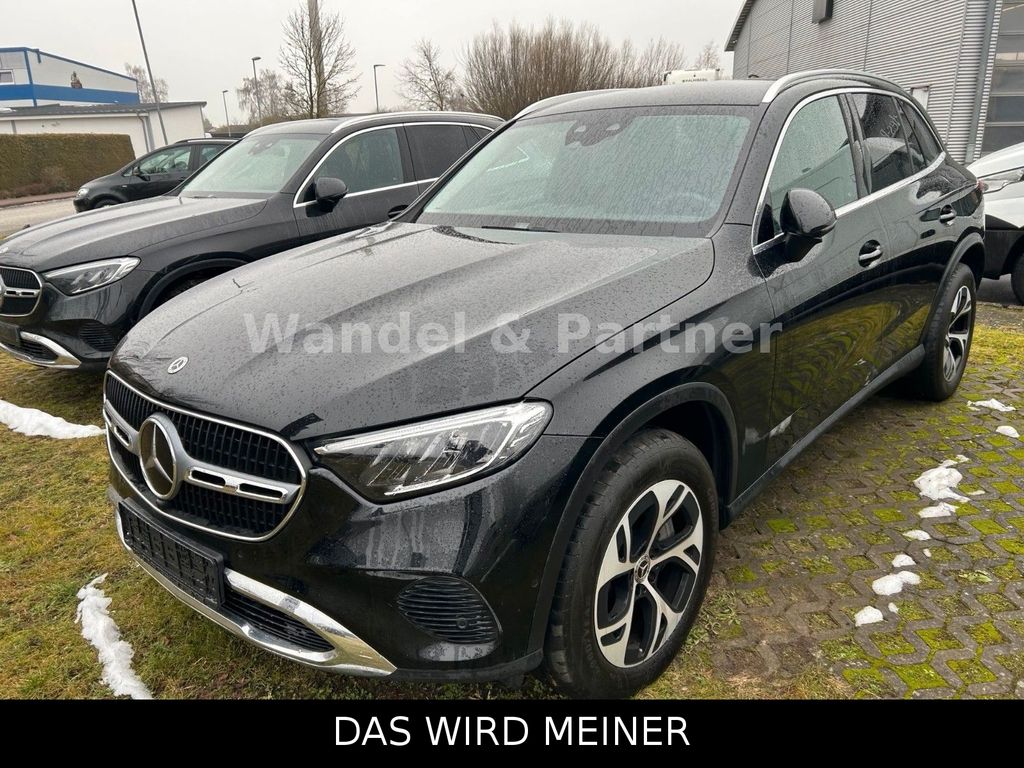 Mercedes-Benz GLC 300 2023