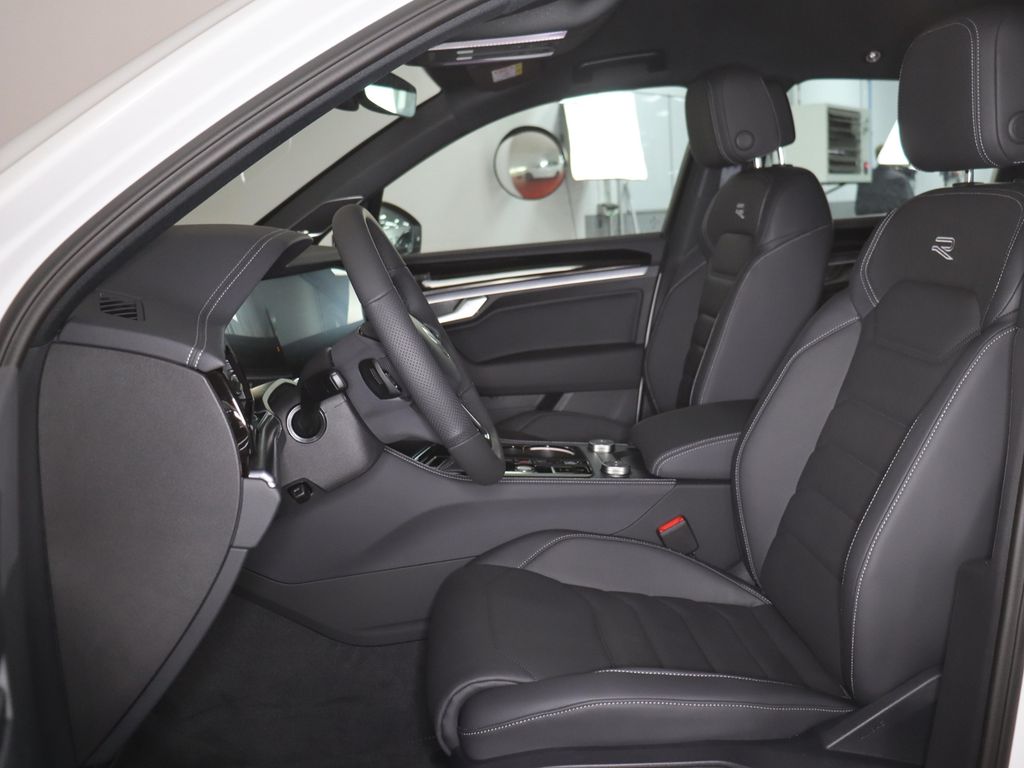 Volkswagen Touareg 2025