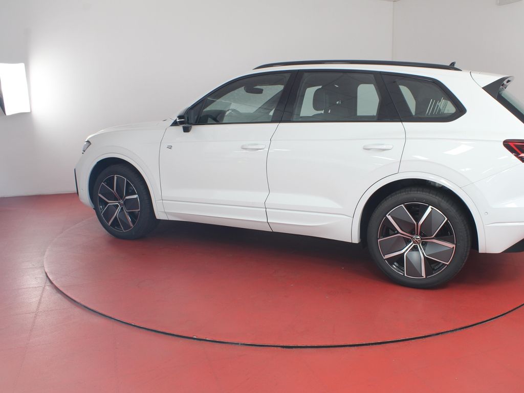 Volkswagen Touareg 2025