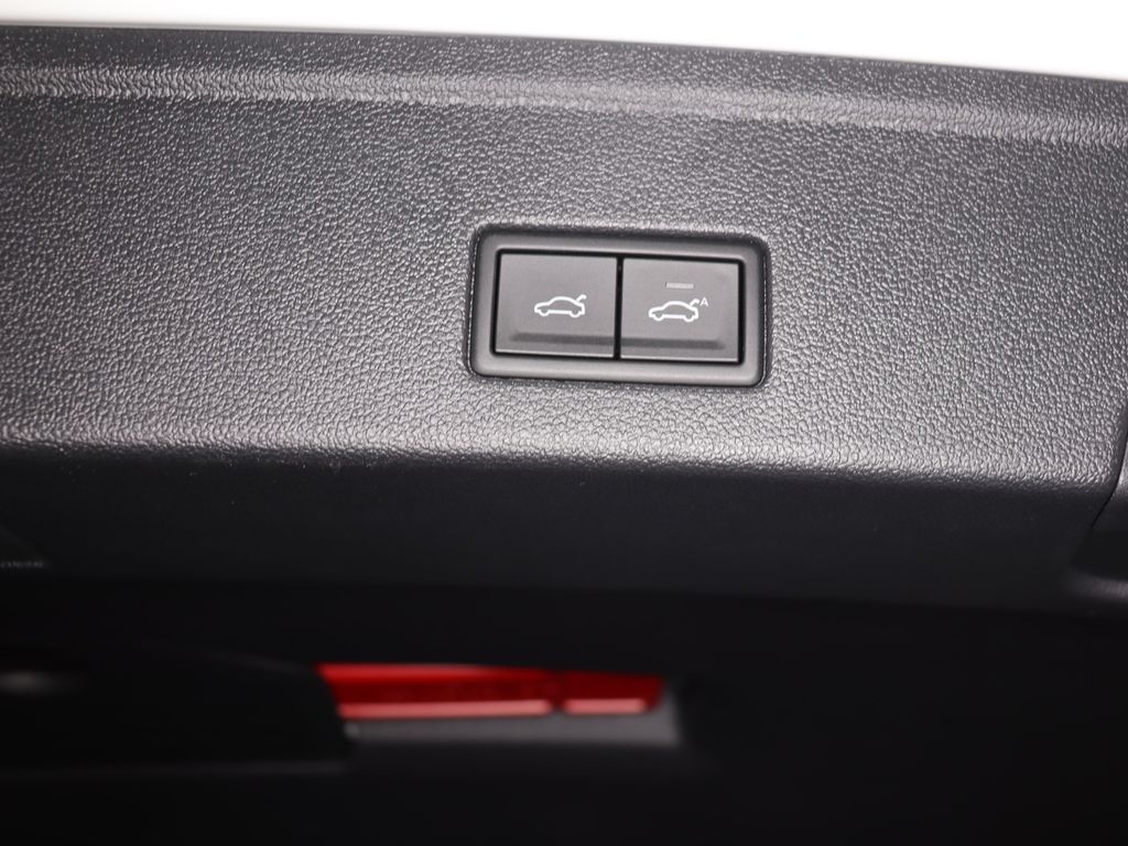 Volkswagen Touareg 2025