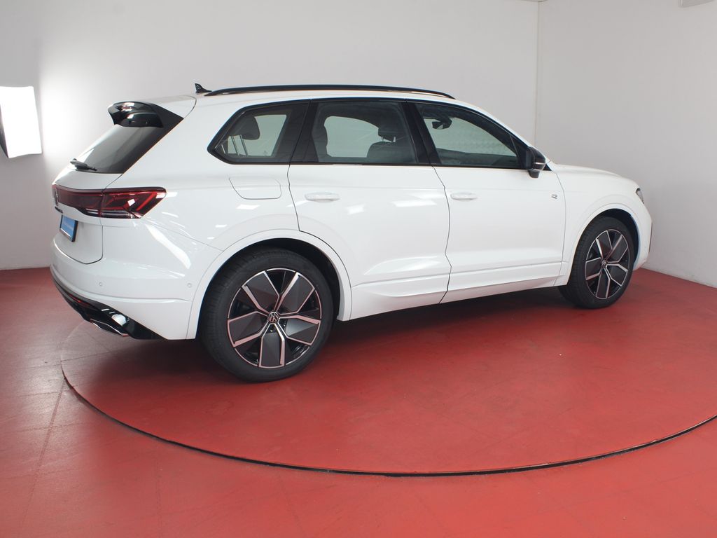 Volkswagen Touareg 2025