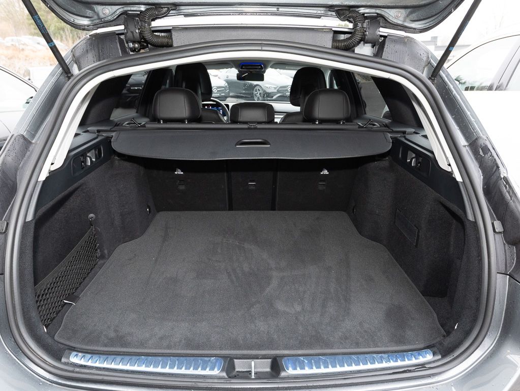 Mercedes-Benz C 220 2025