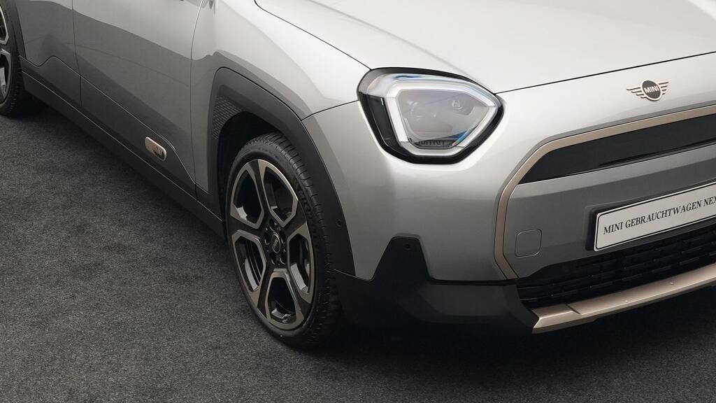 MINI Aceman 2024