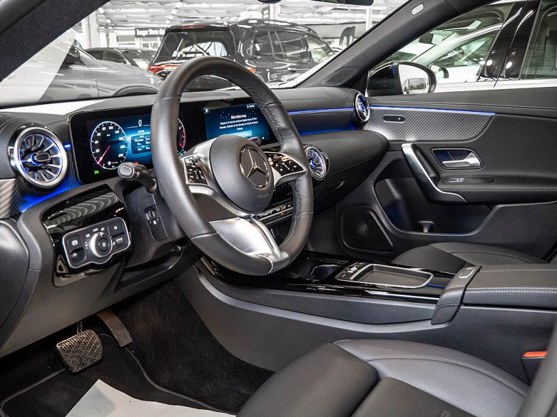 Mercedes-Benz CLA 220 2024
