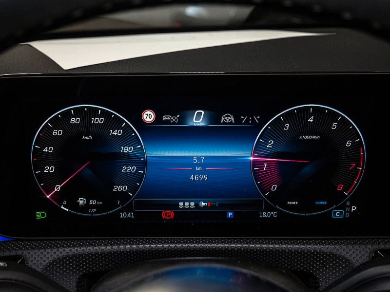 Mercedes-Benz CLA 220 2024