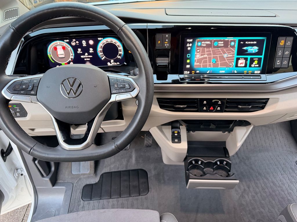 Volkswagen T7 California 2025