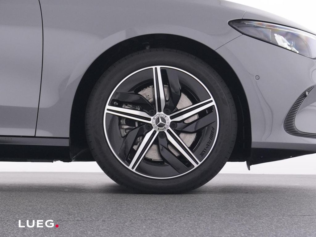 Mercedes-Benz CLA 200 2026