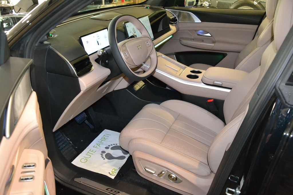 XPENG G9 2025