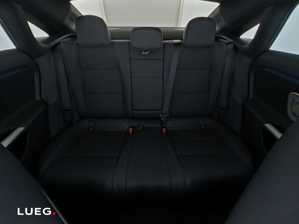 Mercedes-Benz CLA 200 2026