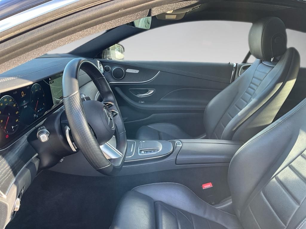 Mercedes-Benz E 300 2022