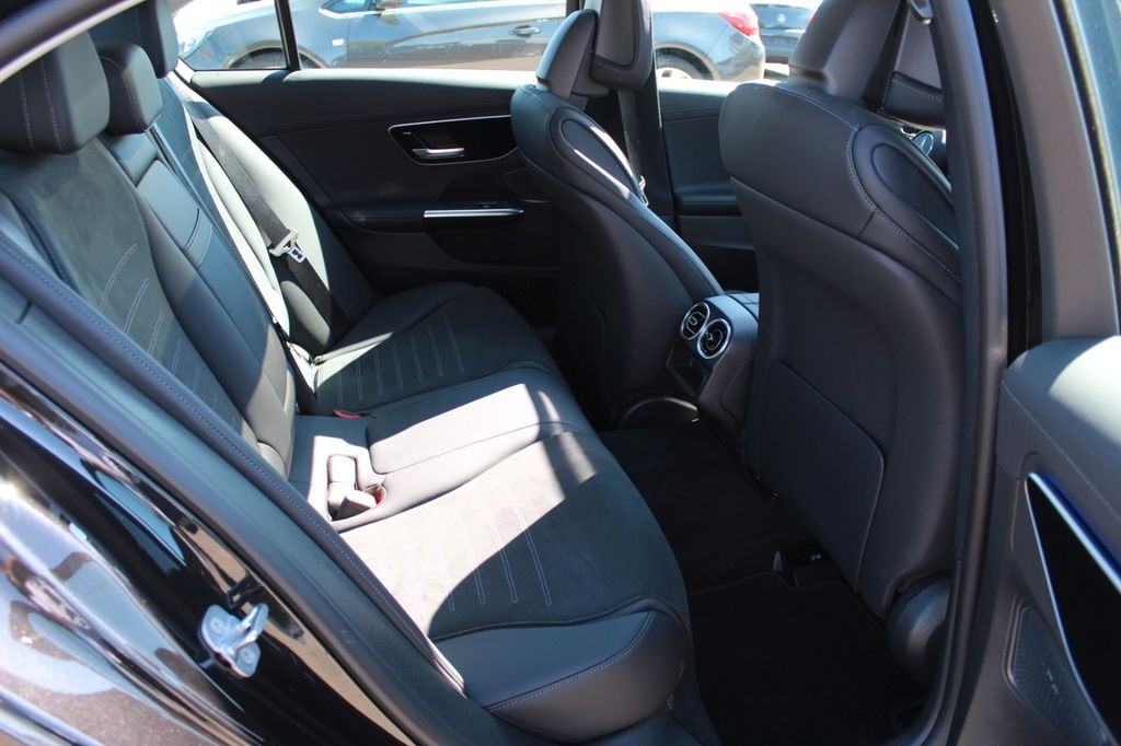 Mercedes-Benz C 300 2024