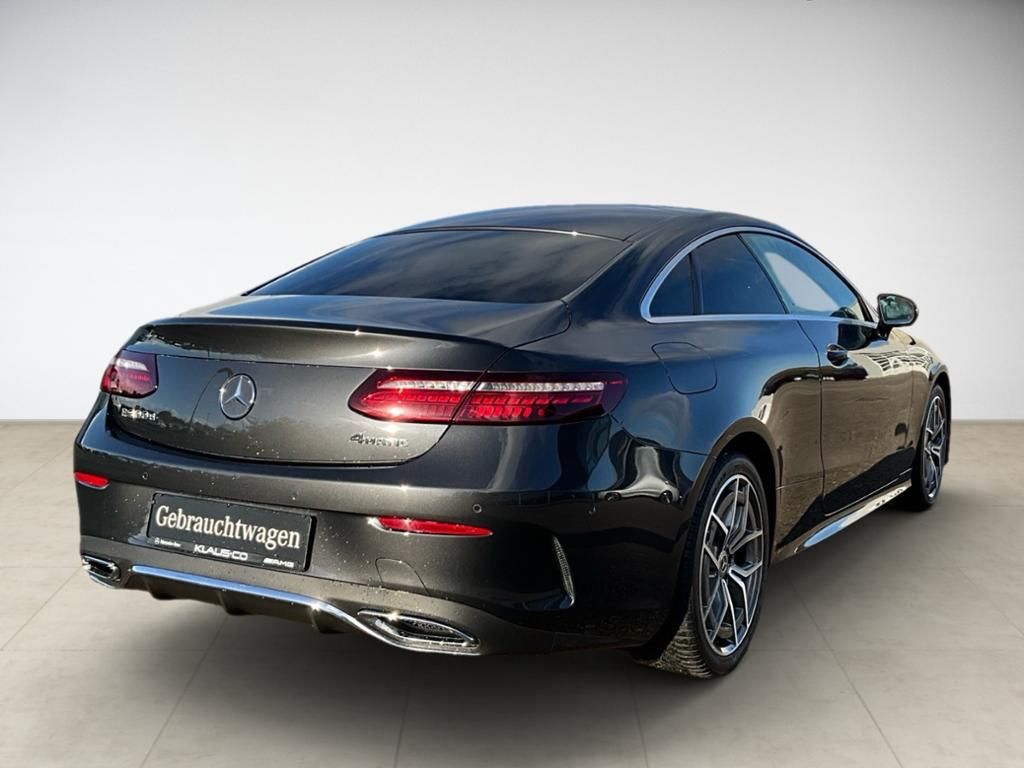 Mercedes-Benz E 300 2022