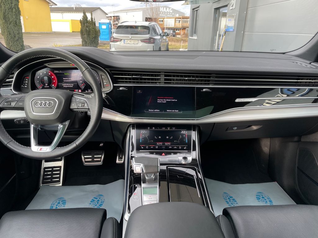 Audi SQ8 2023