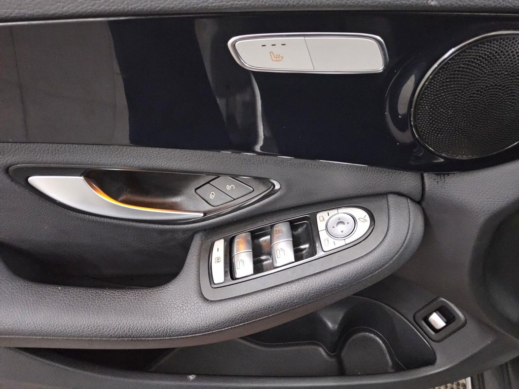 Mercedes-Benz C 300 2020