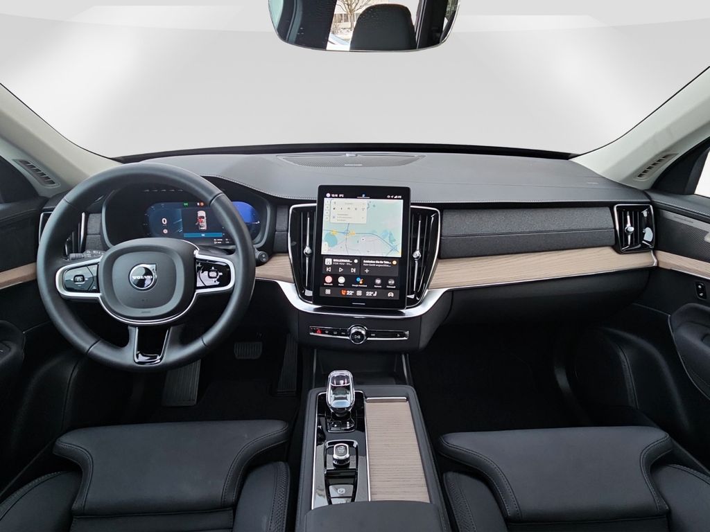 Volvo XC90 2025