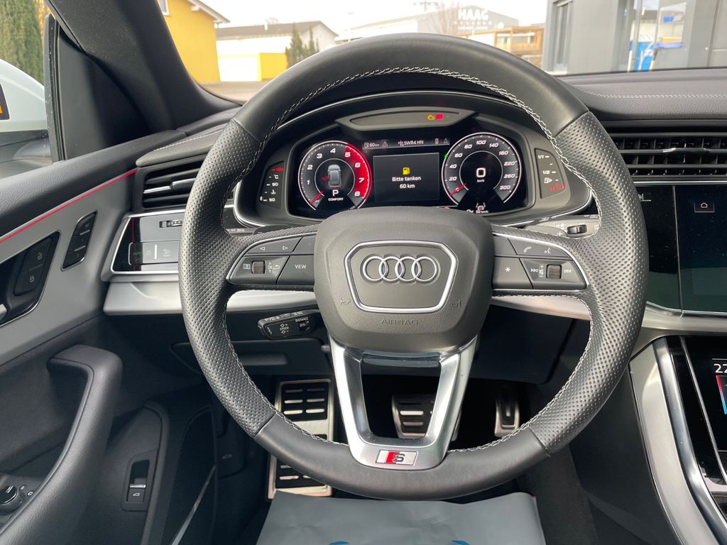 Audi SQ8 2023