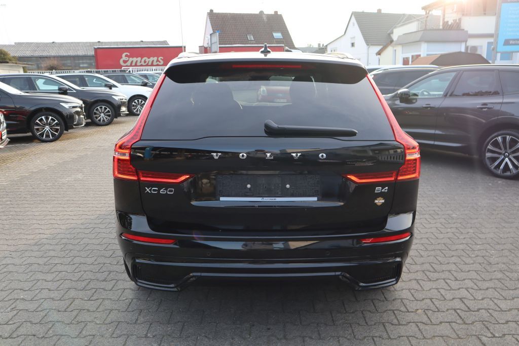 Volvo XC60 2022