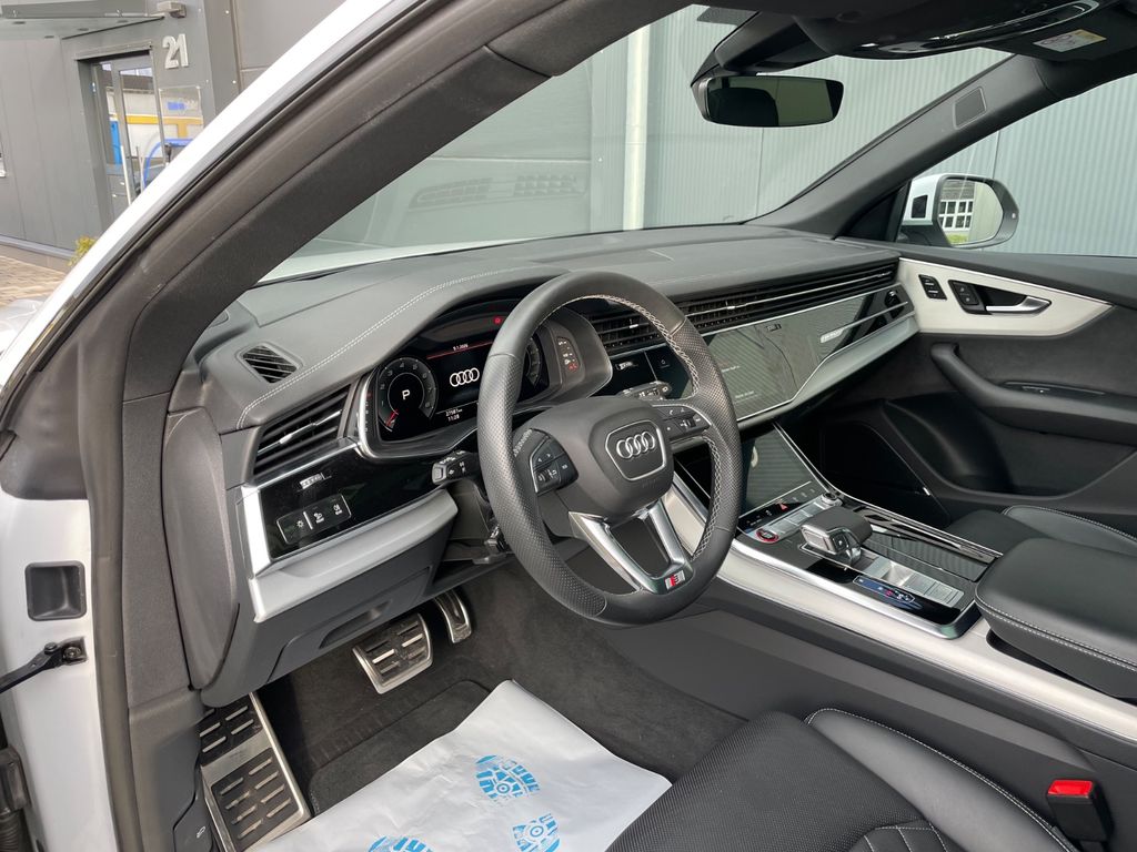 Audi SQ8 2023