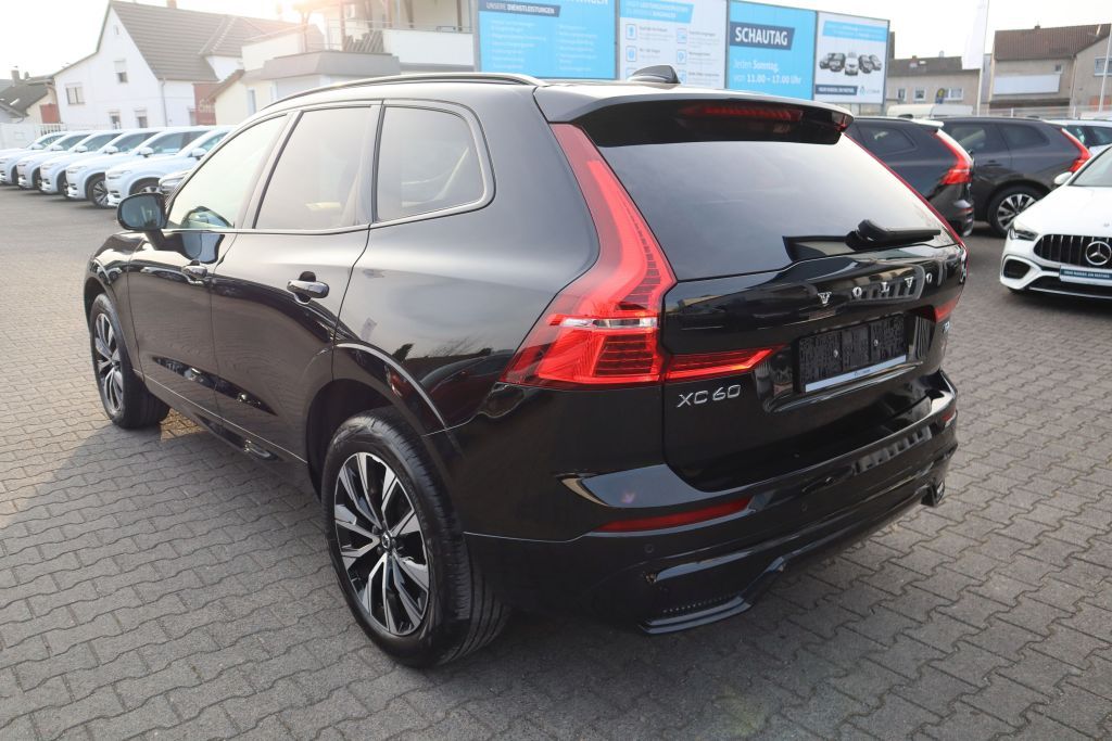 Volvo XC60 2022