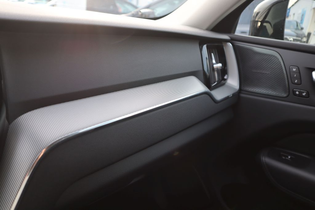 Volvo XC60 2022