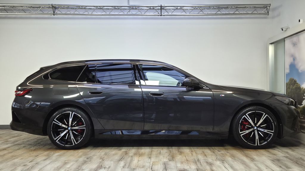BMW i5 2025