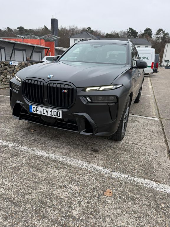 BMW X7 M60 2023