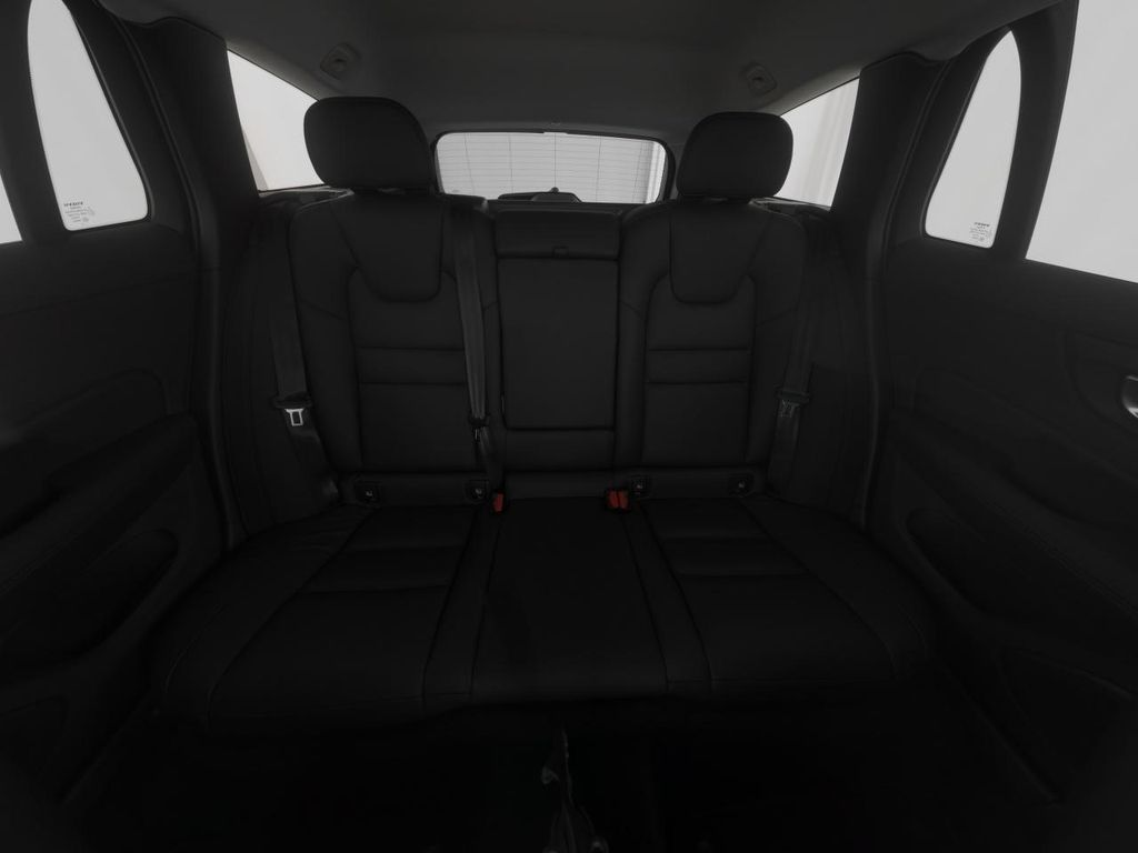 Volvo V60 Cross Country 2023