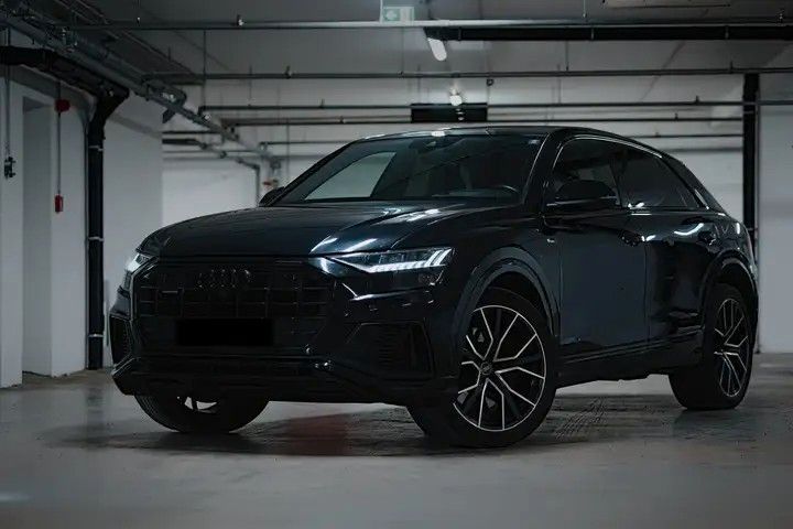 Audi Q8 2021