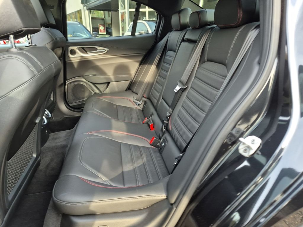 Alfa Romeo Giulia 2023