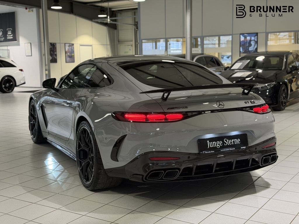 Mercedes-Benz AMG GT 2025