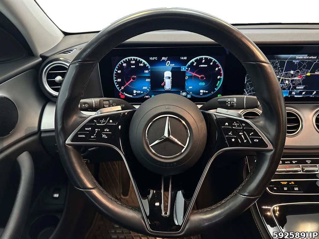 Mercedes-Benz E 300 2022