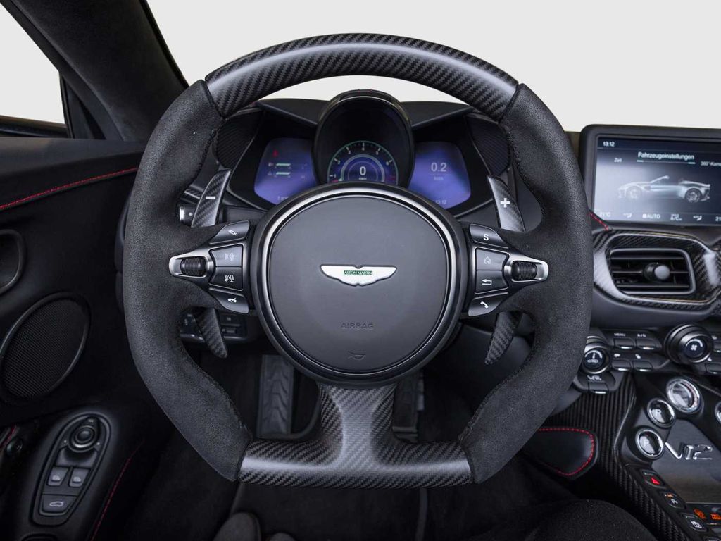 Aston Martin V12 Vantage 2023
