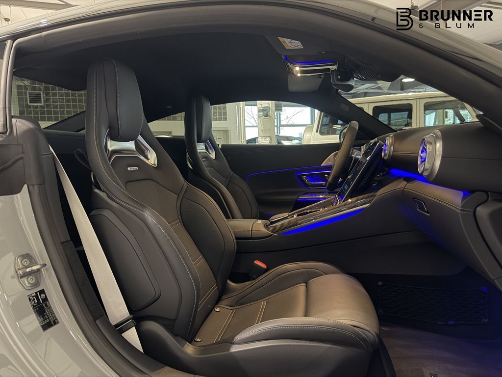 Mercedes-Benz AMG GT 2025