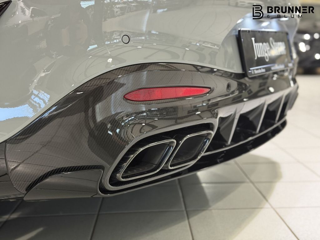 Mercedes-Benz AMG GT 2025