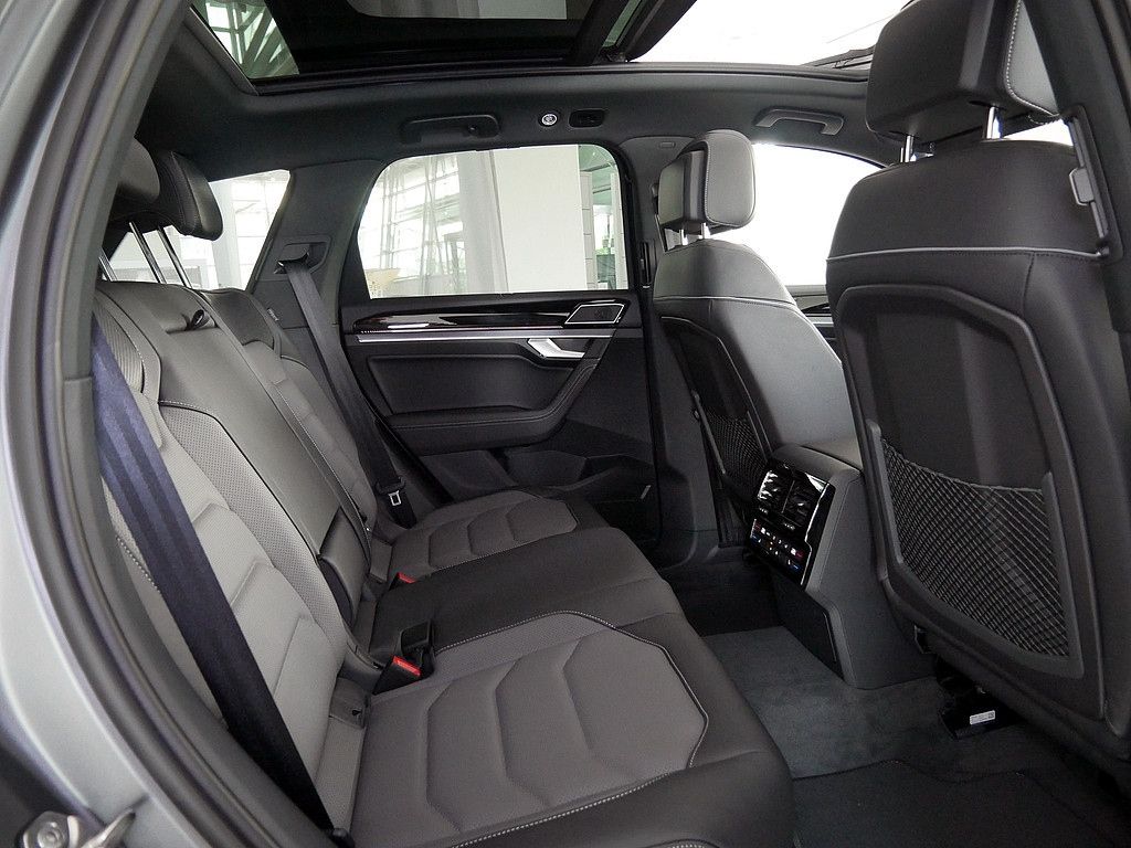 Volkswagen Touareg 2025