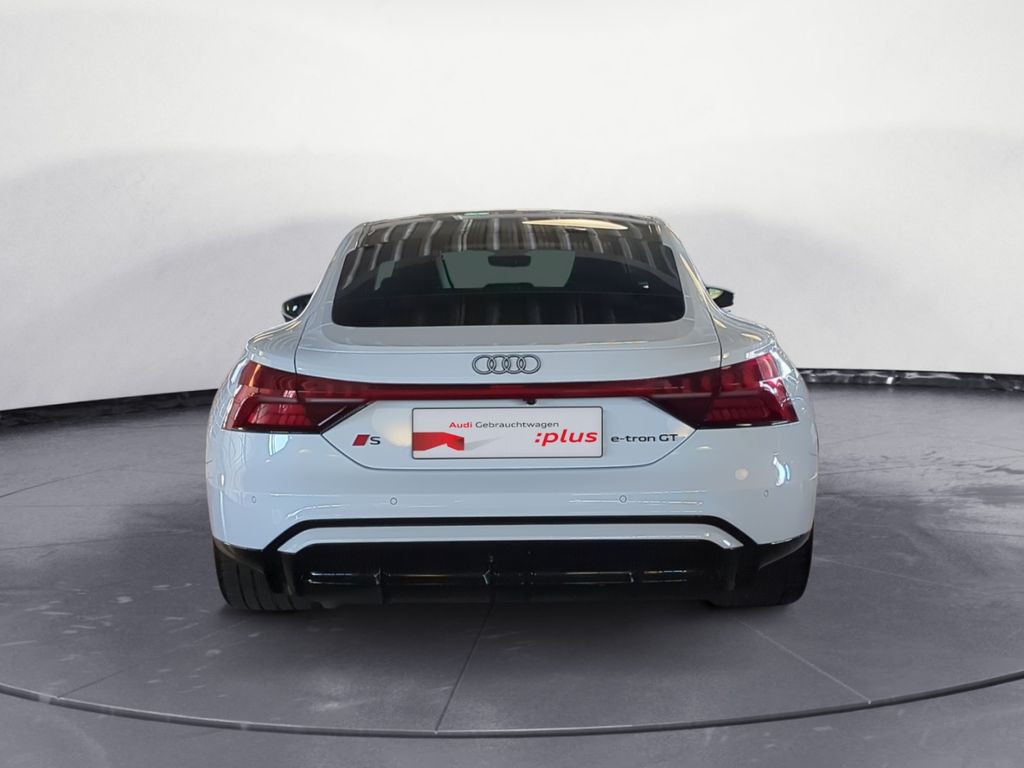 Audi e-tron GT 2025