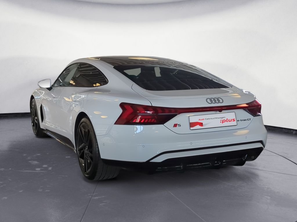 Audi e-tron GT 2025