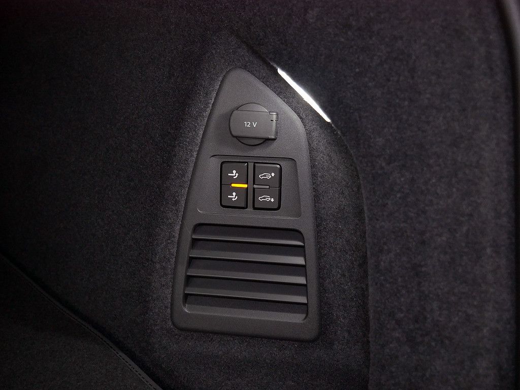 Volkswagen Touareg 2025