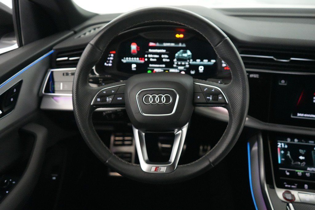 Audi SQ8 2021