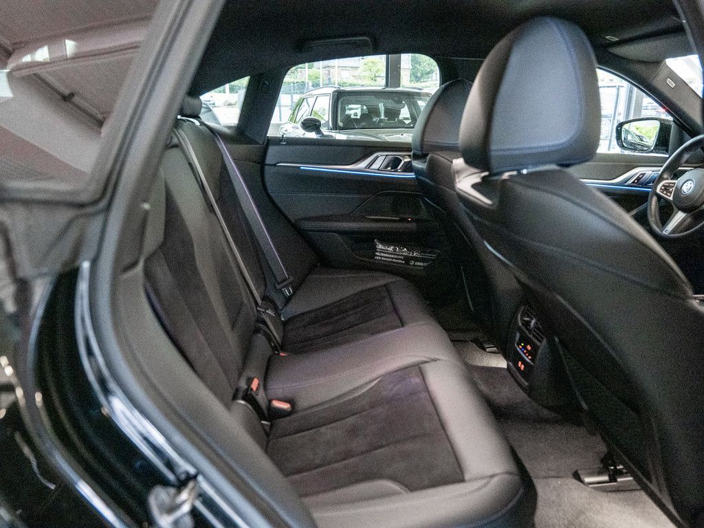 BMW i4 2023