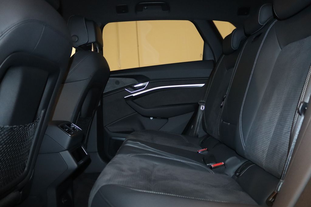 Audi e-tron 2022