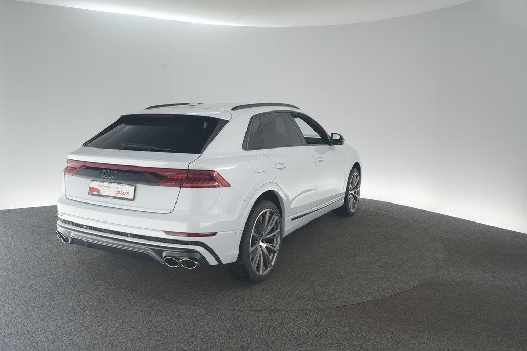 Audi SQ8 2021