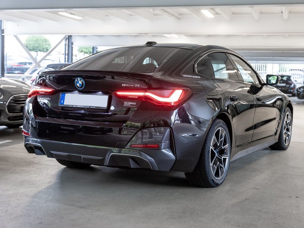 BMW i4 2023