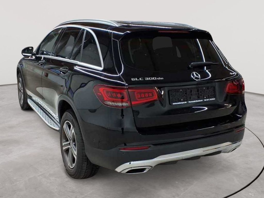 Mercedes-Benz GLC 300 2021