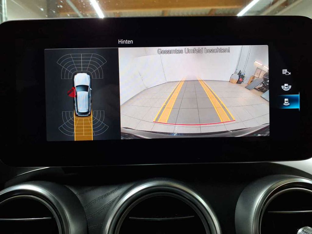 Mercedes-Benz GLC 300 2021