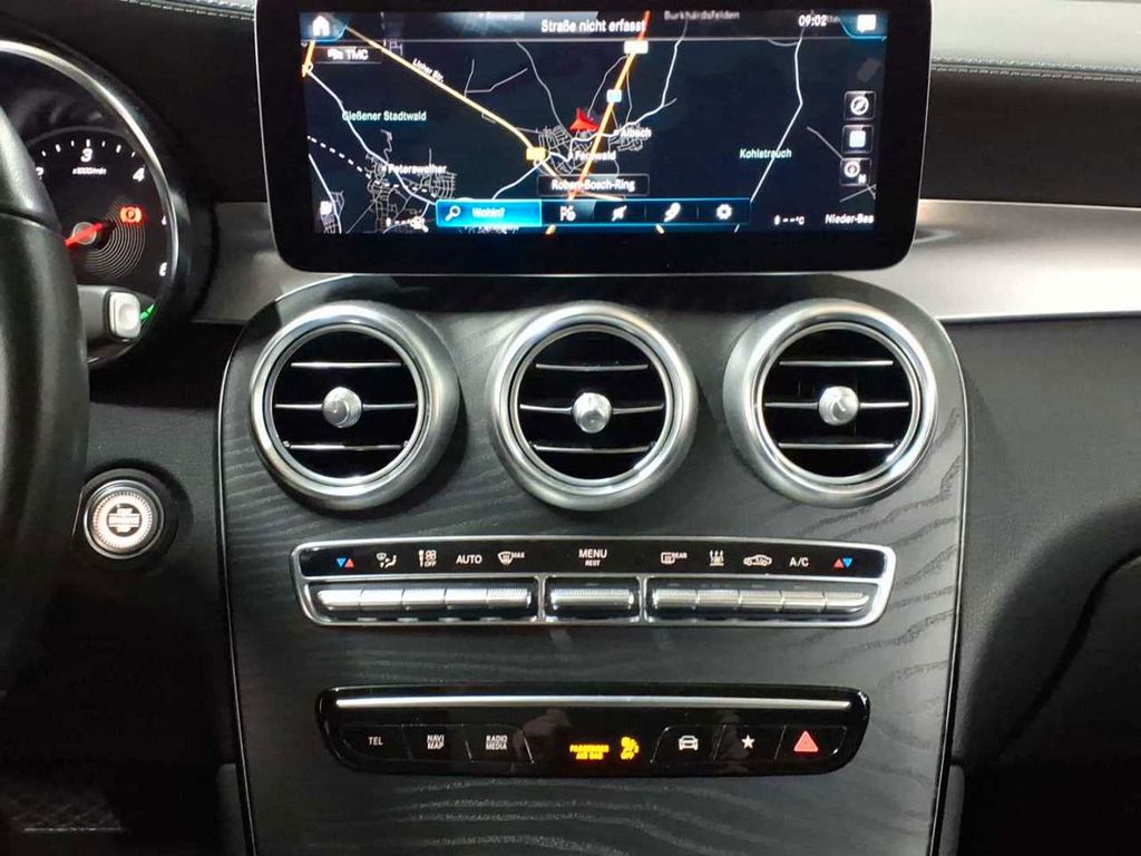 Mercedes-Benz GLC 300 2021