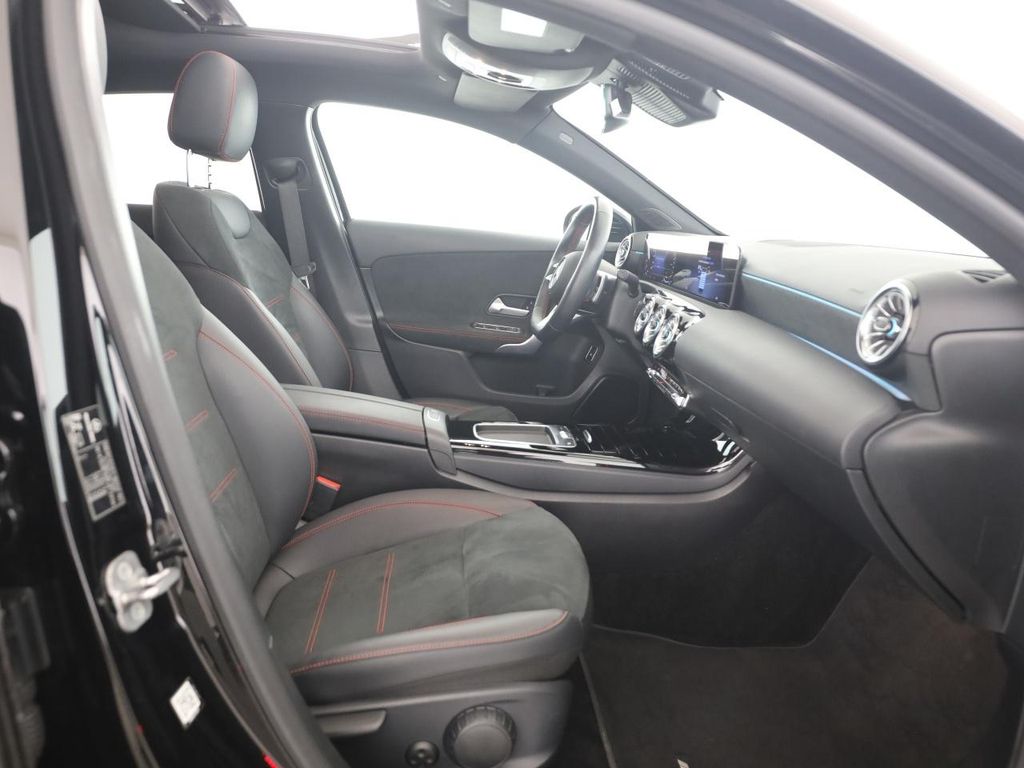 Mercedes-Benz A 250 2023