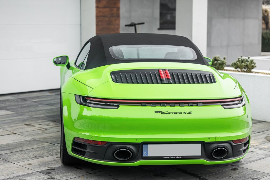 Porsche 992 2019