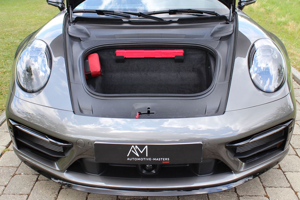 Porsche 992 2024
