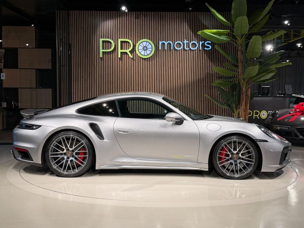 Porsche 992 2023